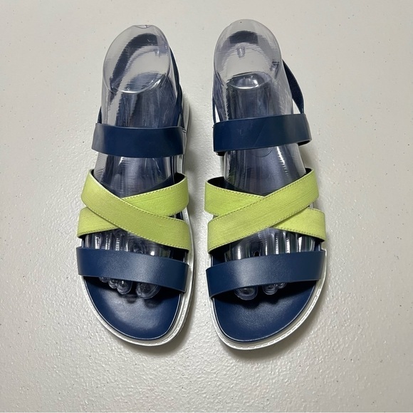 Charles & Keith Strappy Sandals - Picture 2 of 12